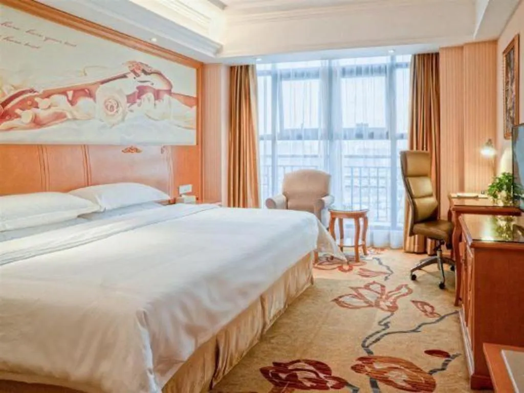 Vienna Hotel Jiangsu Kunshan Changjiang North Road Fenghuangcheng Suzhou   Suzhou (Jiangsu)