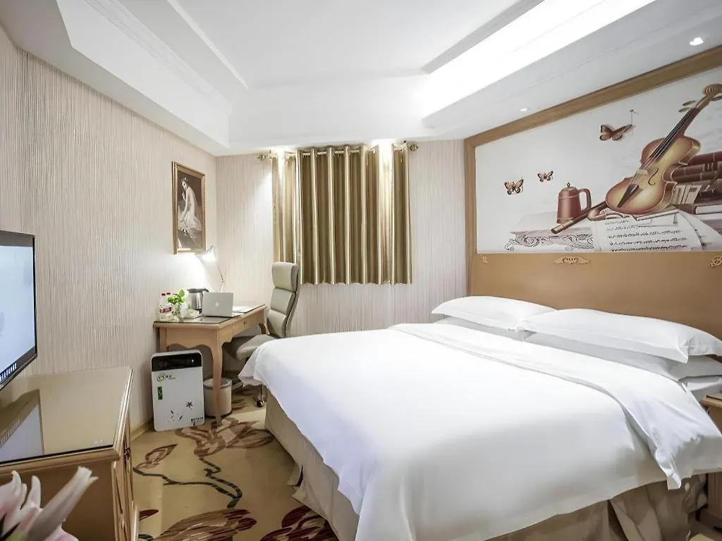 Vienna Hotel Jiangsu Kunshan Changjiang North Road Fenghuangcheng Suzhou