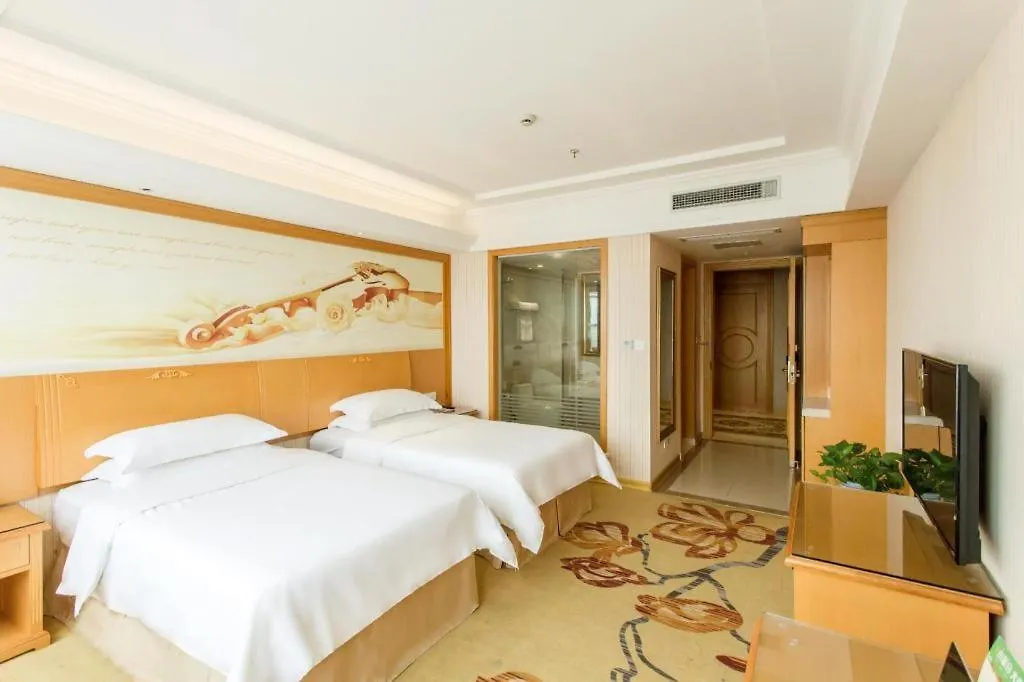 Vienna Hotel Jiangsu Kunshan Changjiang North Road Fenghuangcheng Suzhou