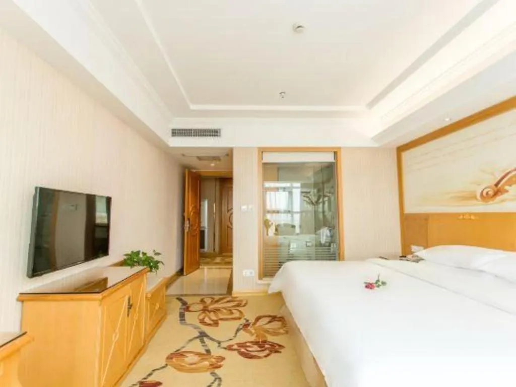 ***  Vienna Hotel Jiangsu Kunshan Changjiang North Road Fenghuangcheng Suzhou  China