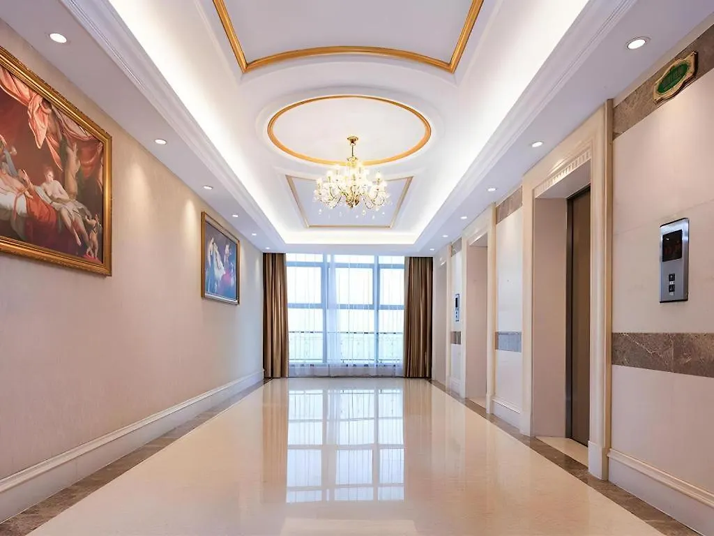 Vienna Hotel Jiangsu Kunshan Changjiang North Road Fenghuangcheng Suzhou  3*, Suzhou (Jiangsu)