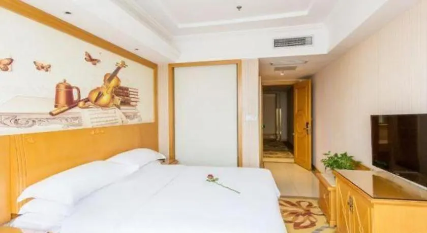 Vienna Hotel Jiangsu Kunshan Changjiang North Road Fenghuangcheng Suzhou