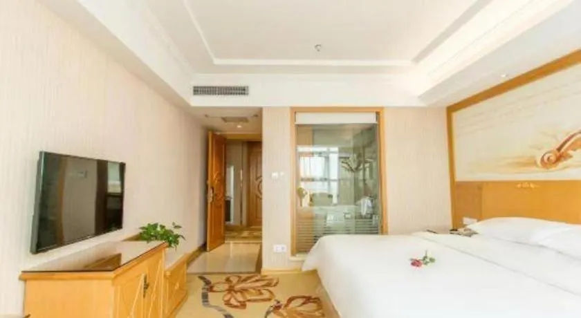 Vienna Hotel Jiangsu Kunshan Changjiang North Road Fenghuangcheng Suzhou
